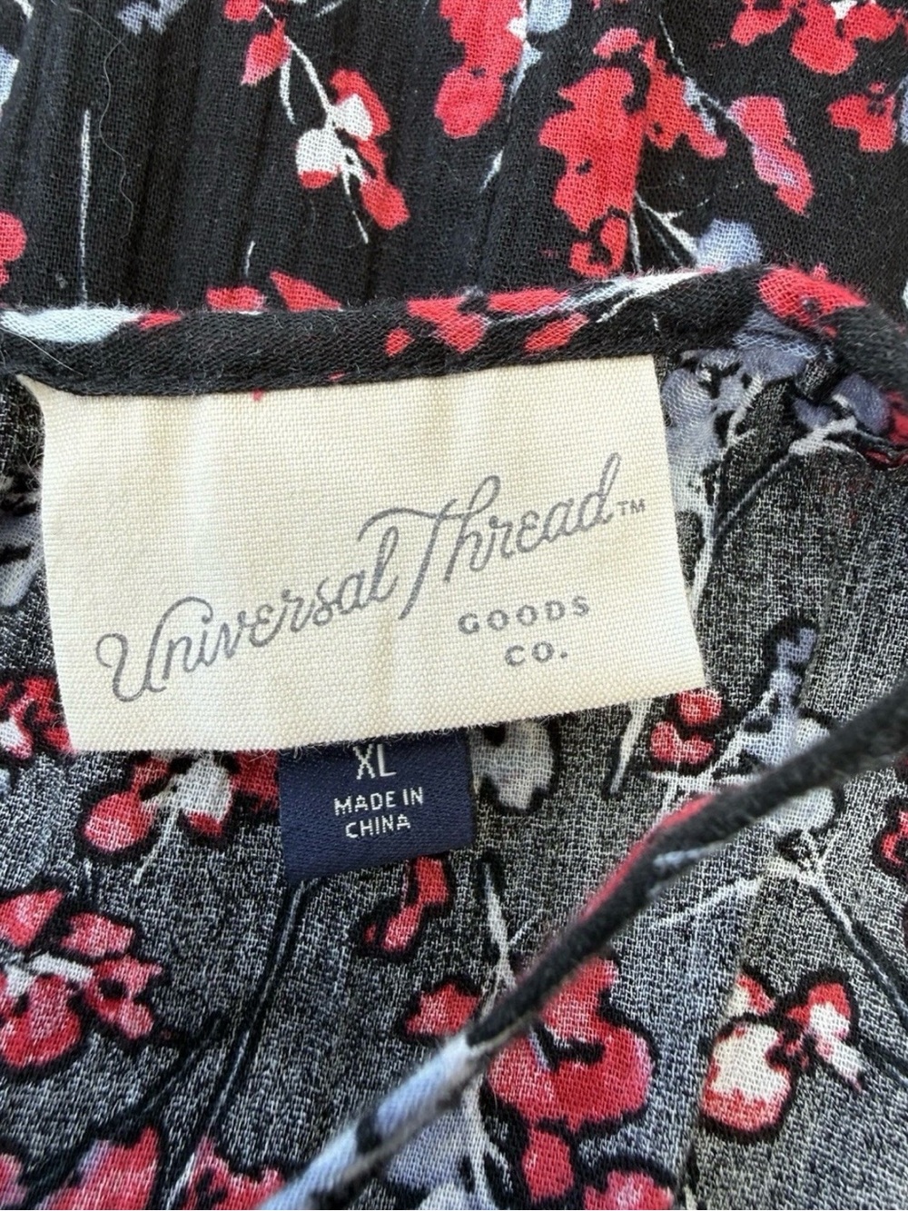 Universal Thread Black Maxi Dress with Red & White Floral Print - Picture 4 of 5